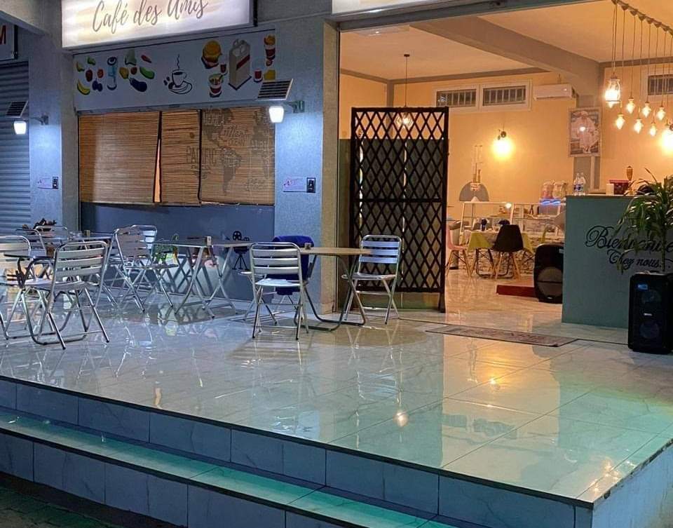 Café des Amis